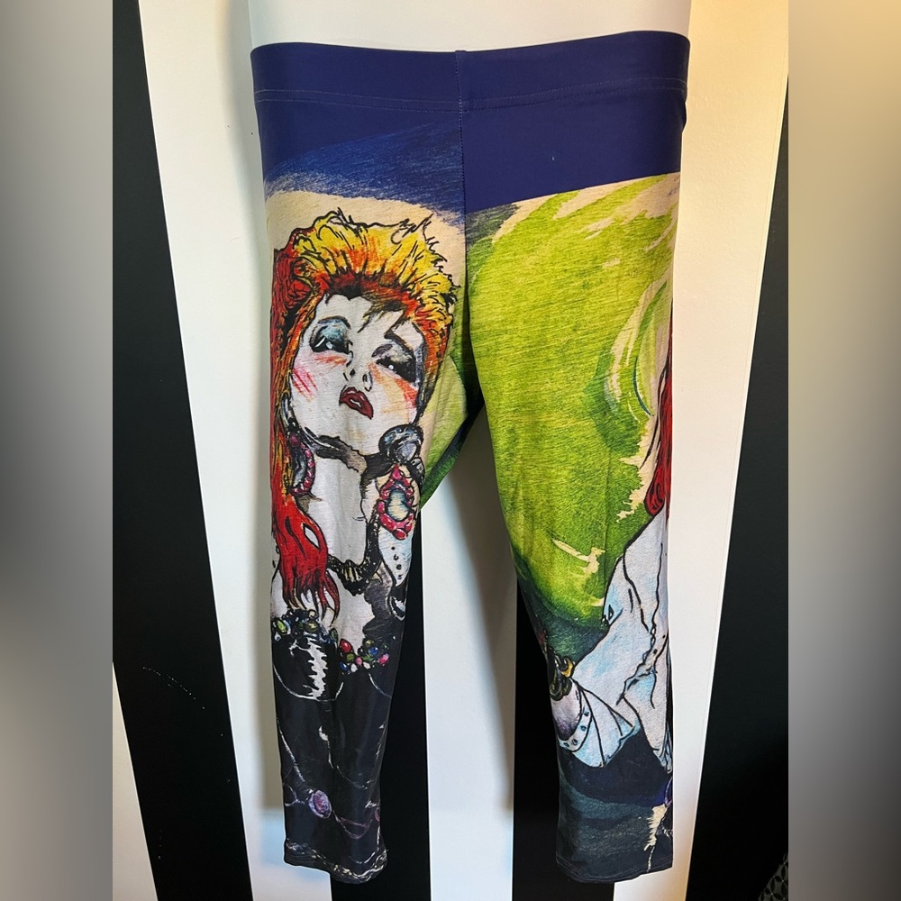 Colorful Graphic Cyndi Lauper Wearable Art  Printed Capri Leggings - Sz XL